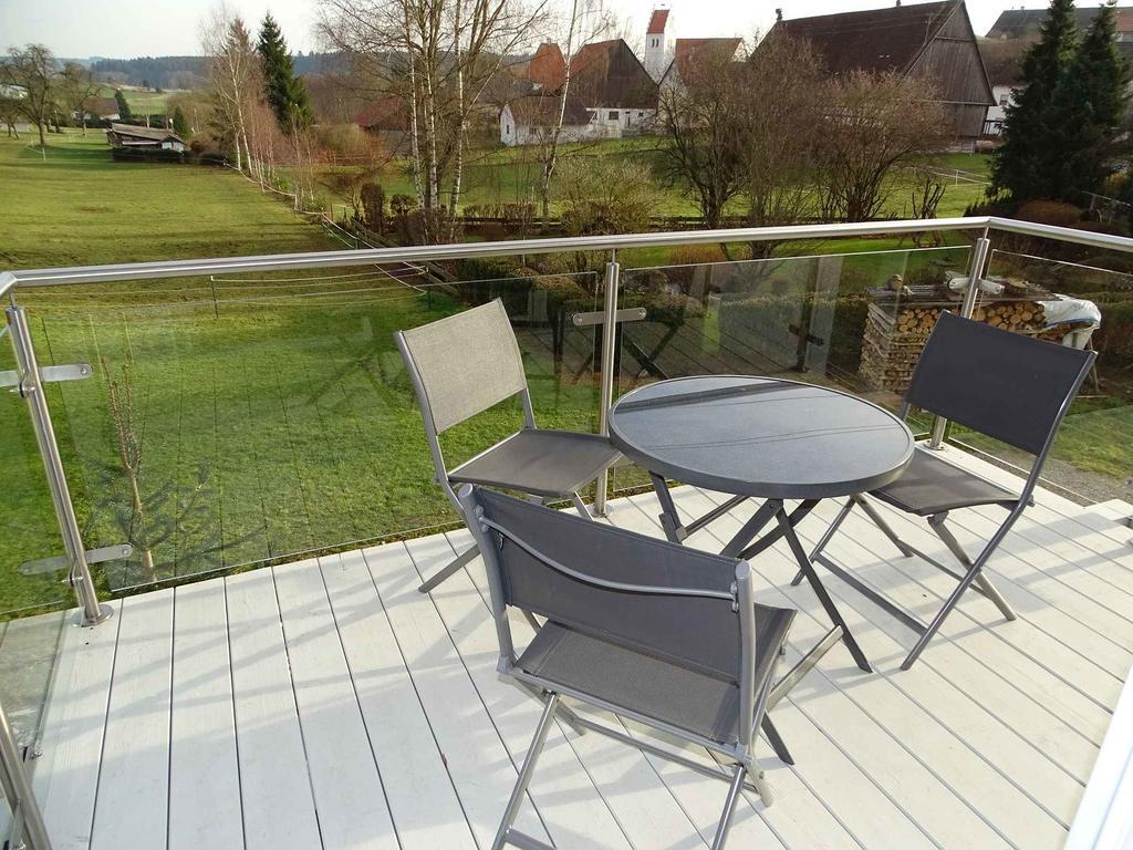 Ferienwohnung Am Weinberg Острах Экстерьер фото